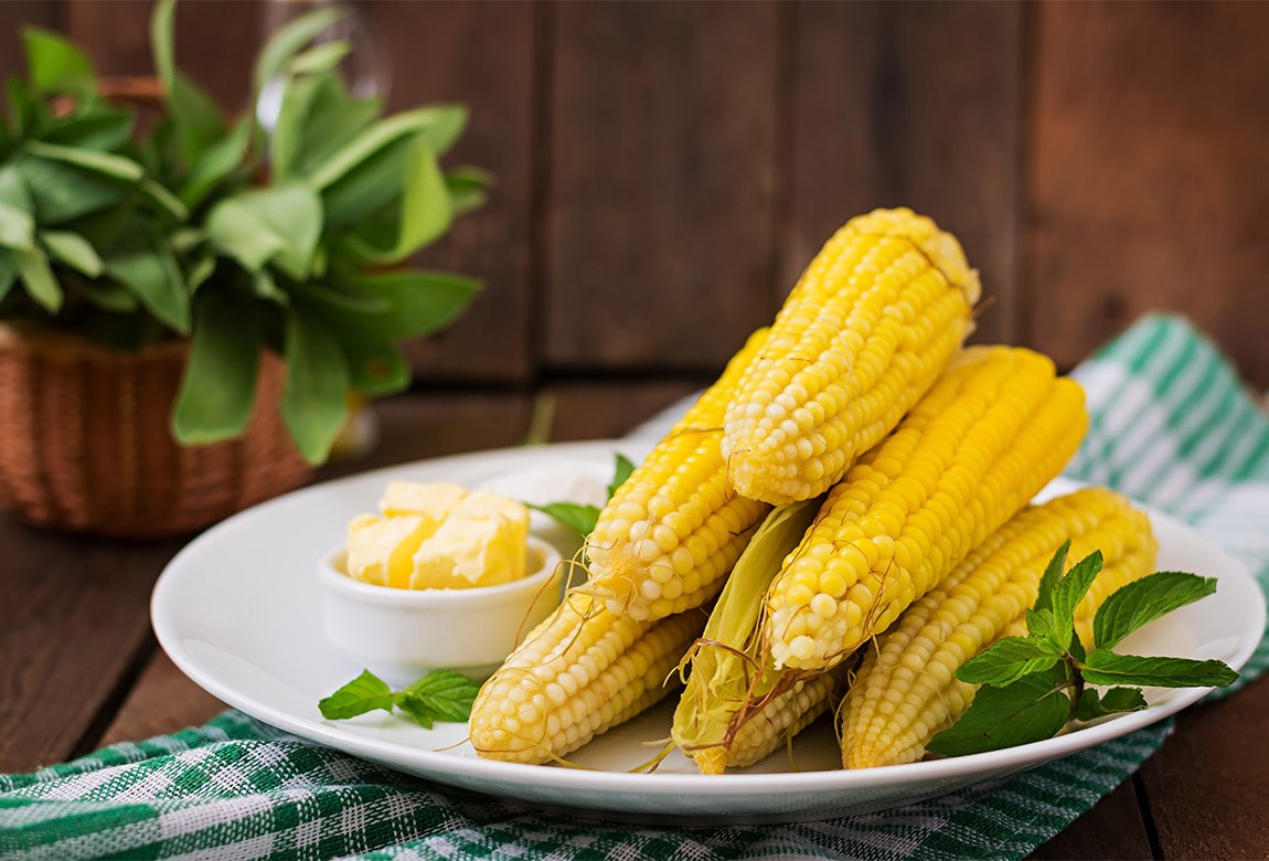 How to cook corn on the cob in the microwave oven | Practical Parenting  Australia