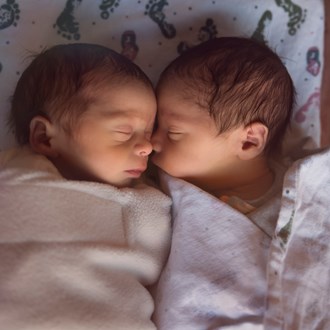 /media/12504/one-egg-two-sperm-australias-first-semi-identical-twins.jpg