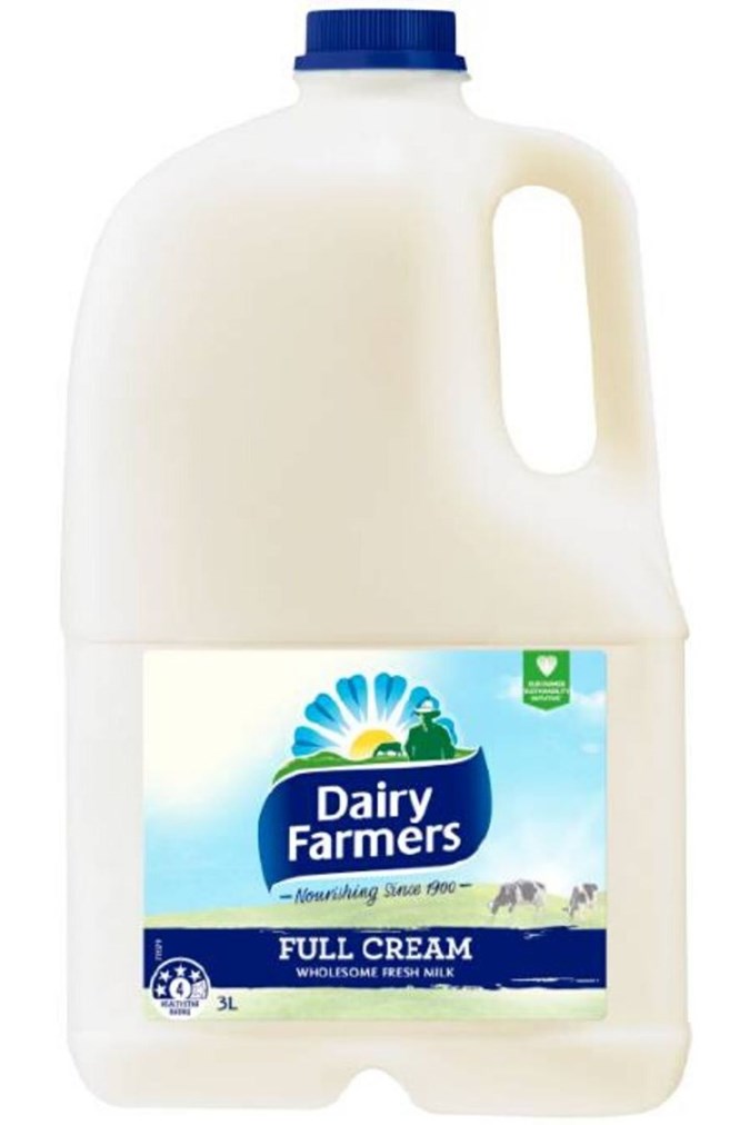 Dairy Farmers have recalled their 1L and 3L full cream milks.